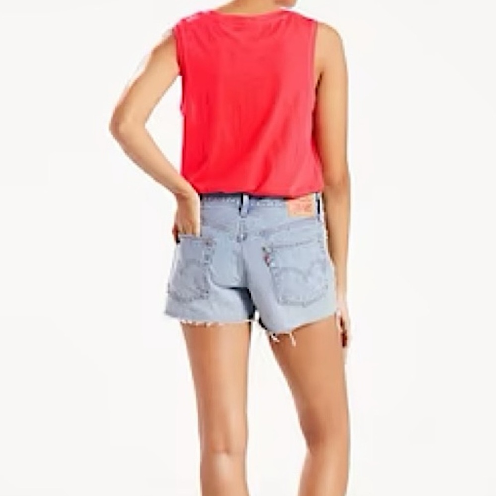 NWOT Levi's 501 Lightwashed Button Fly Cut Off Jean Short Blue size 29